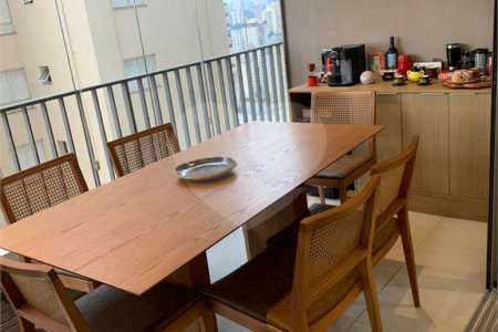 Apartamento à venda com 2 quartos, sendo 1 suíte, em Vila Mariana, São Paulo, SP