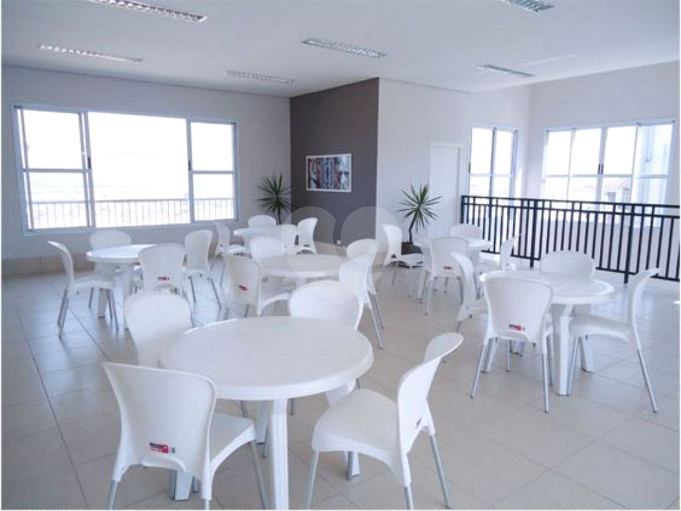 Apartamento à venda com 2 quartos em Vila Bela Flor, Mogi das Cruzes, SP