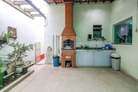 Casa Térrea à venda com 3 quartos, sendo 1 suíte, em Santana, São Paulo, SP