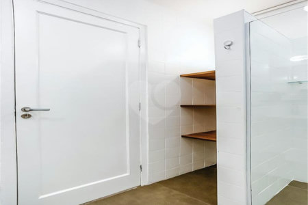 Apartamento à venda com 3 quartos, sendo 1 suíte, em Itaim Bibi, São Paulo, SP