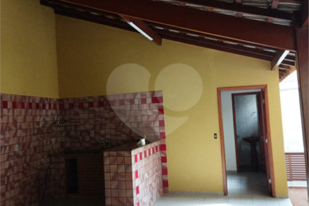 Sobrado à venda com 3 suítes em Vila Thais, Atibaia, SP