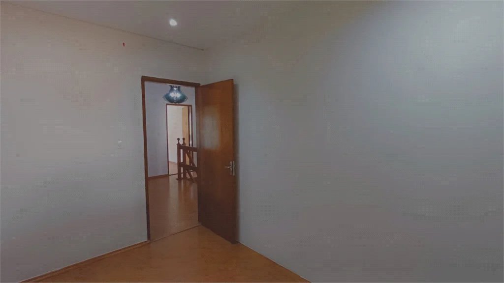 Sobrado à venda com 3 quartos em Bonfim, Osasco, SP
