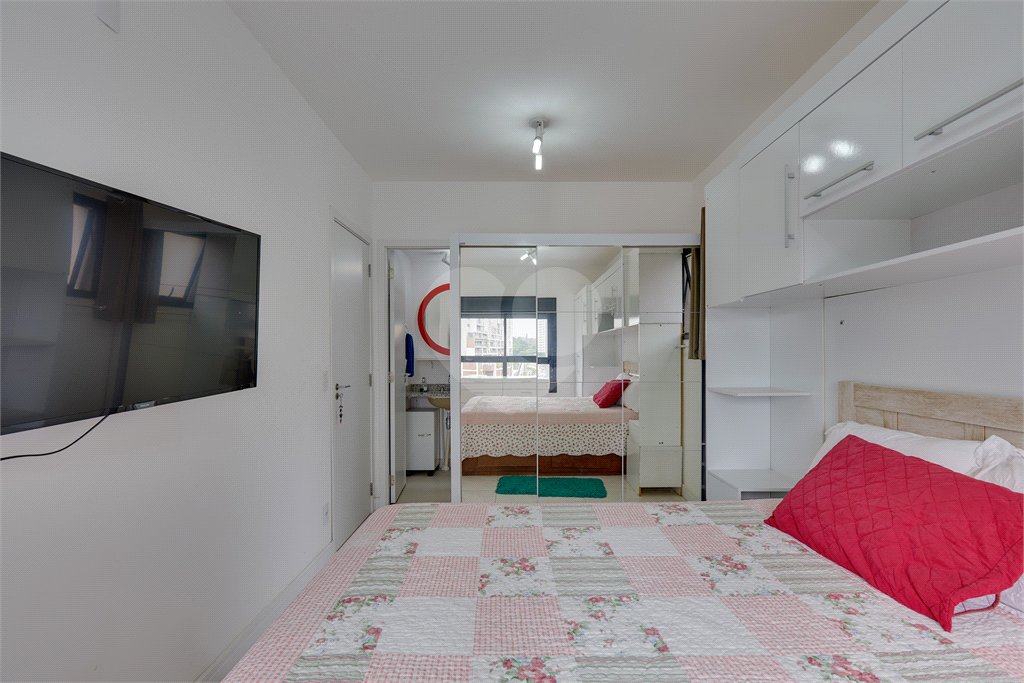 Apartamento à venda com 3 quartos, sendo 1 suíte, em Brooklin, São Paulo, SP
