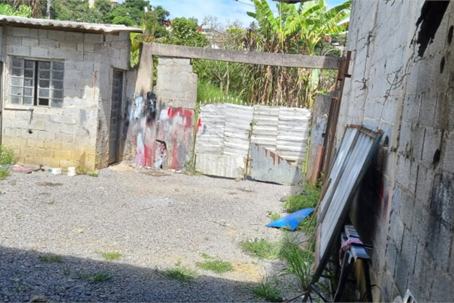 Terreno à venda com 1 quarto em Serra da Cantareira, Mairiporã, SP