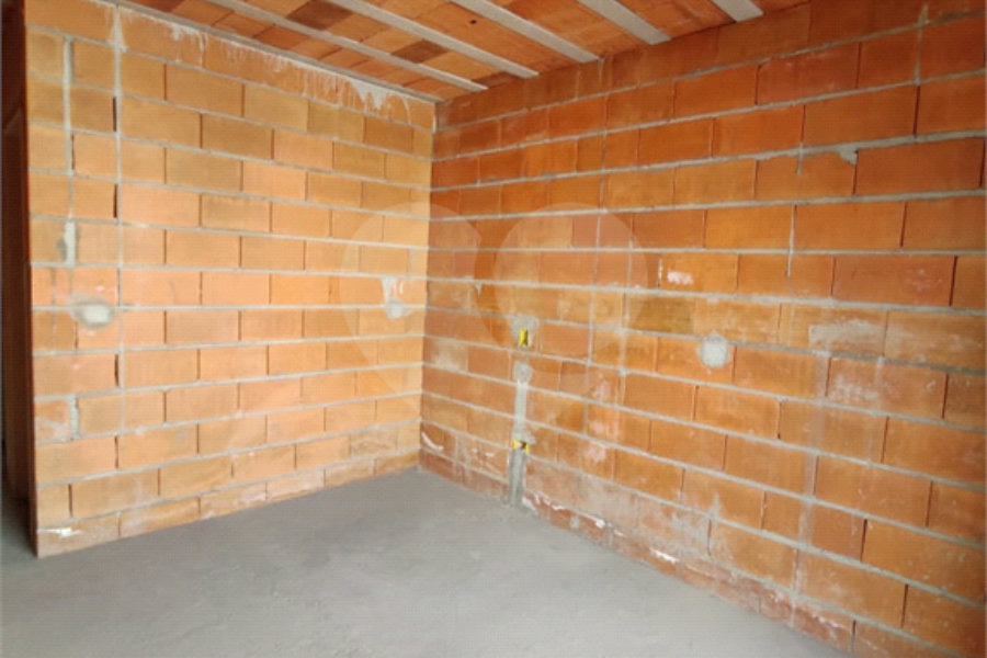 Casa para alugar com 1 quarto no condomínio Residencial Nivi, São Paulo - SP