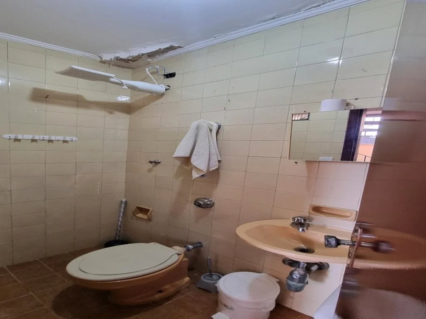 Casa à venda com 3 quartos em Cidade dos Bandeirantes, São Paulo, SP