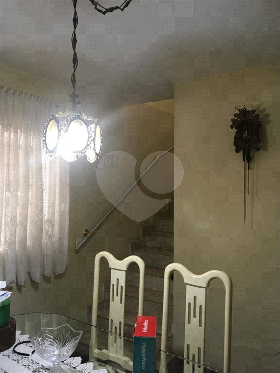 Sobrado à venda com 4 quartos, sendo 2 suítes, em Parada Inglesa, São Paulo, SP
