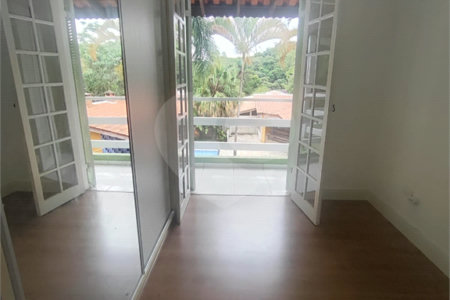 Casa à venda com 4 quartos, sendo 1 suíte, em Ivoturucaia, Jundiaí, SP
