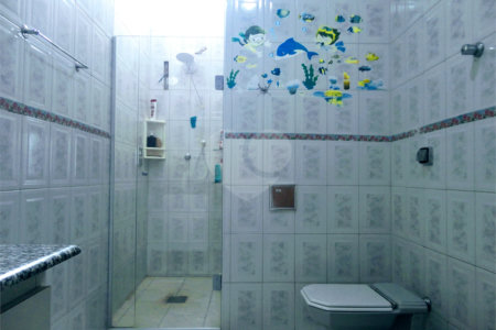 Casa à venda com 3 quartos em Vila Clayton, Valinhos, SP