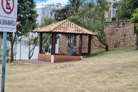 Casa à venda com 3 suítes no condomínio Terras de São Francisco, Vinhedo - SP
