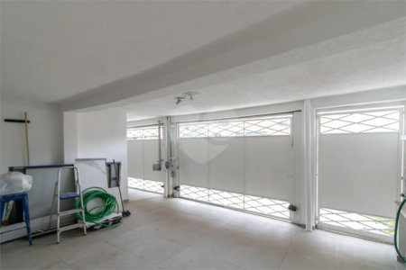 Casa à venda com 3 quartos, sendo 1 suíte, em Parque Santo Antônio, Guarulhos, SP