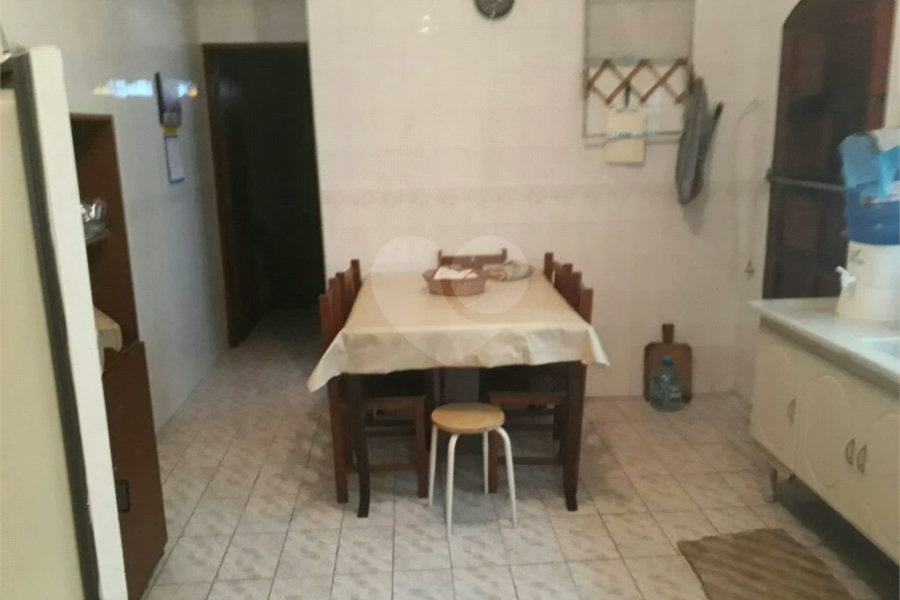 Casa Térrea à venda com 2 quartos, sendo 1 suíte, no Centro, Itanhaém, SP