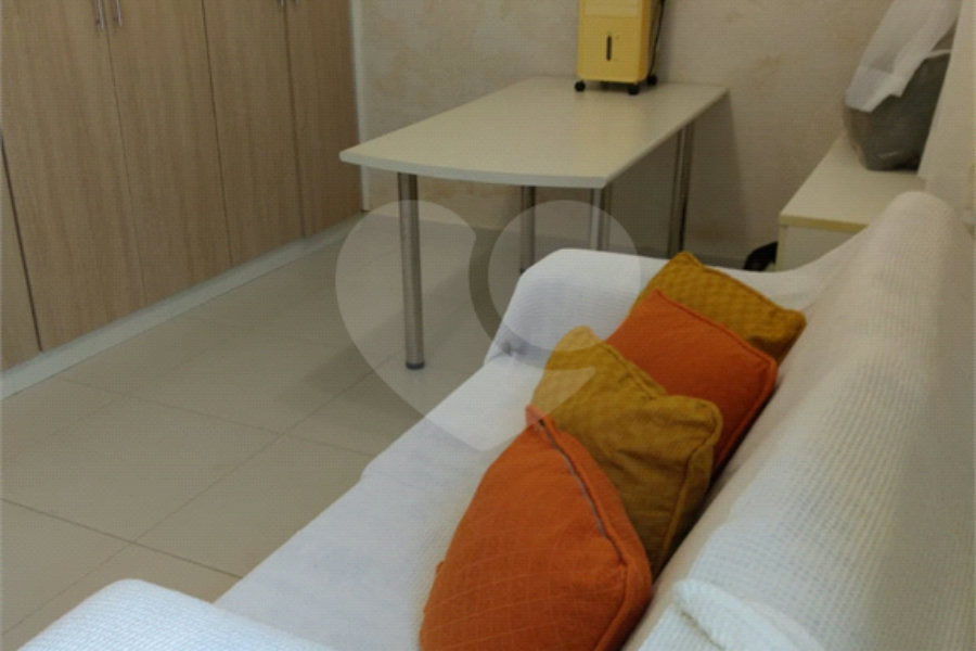Sobrado à venda com 3 quartos, sendo 1 suíte, em Tremembé, São Paulo, SP