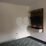 Casa à venda com 3 quartos, sendo 1 suíte, em Jardim Adriana, Guarulhos, SP
