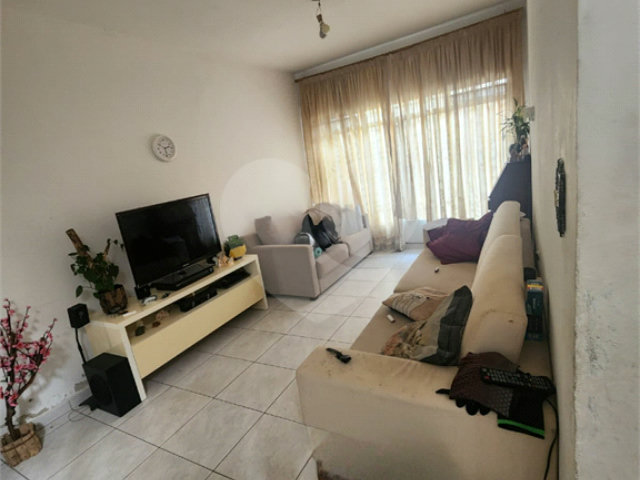 Sobrado à venda com 2 quartos em Santana, São Paulo, SP