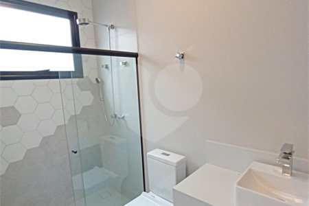 Casa à venda com 4 quartos, sendo 3 suítes,  no condomínio Alphaville Nova Esplanada 3, Votorantim - SP