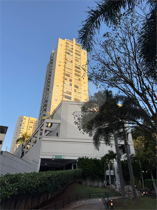 Apartamento à venda com 2 quartos, sendo 1 suíte,  em Jardim Leonor Mendes de Barros, São Paulo, SP