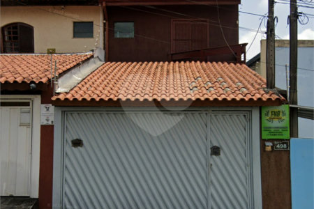 Sobrado à venda com 2 quartos, sendo 1 suíte, em Chácara Jafet, Mogi das Cruzes, SP