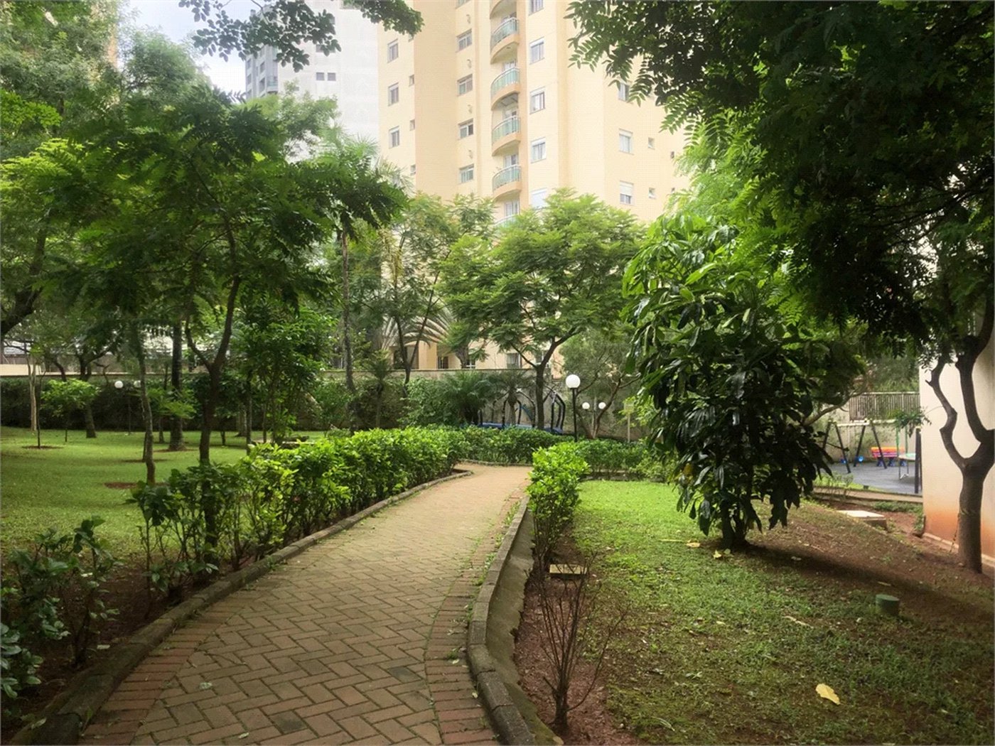 Apartamento à venda com 3 suítes em Lar São Paulo, São Paulo, SP