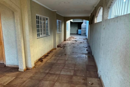 Casa à venda com 3 quartos, sendo 1 suíte,  em Nossa Senhora Aparecida, Três Lagoas, MS