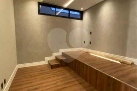 Casa à venda com 4 quartos, sendo 2 suítes, no condomínio Alphaville Nova Esplanada 1, Votorantim - SP