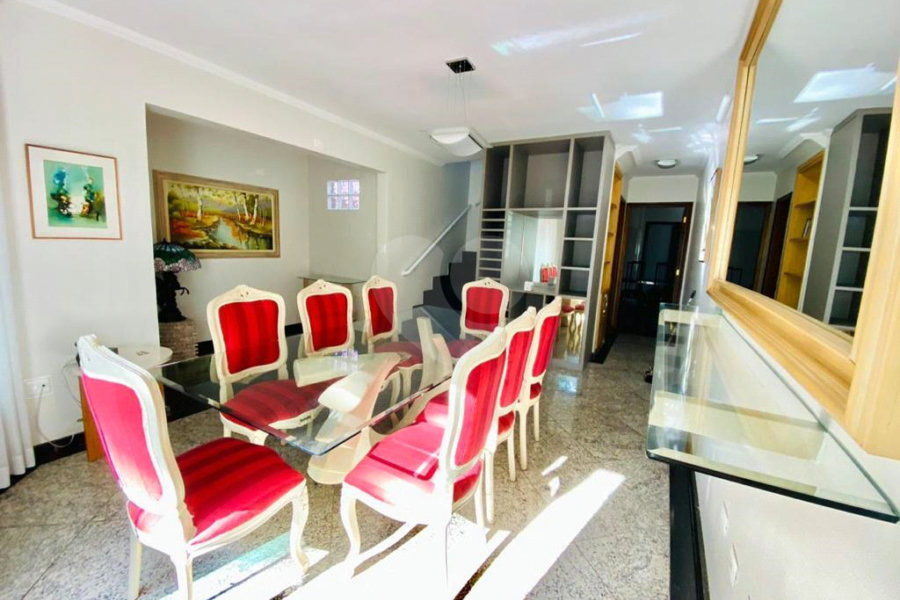 Sobrado à venda com 3 quartos, sendo 1 suíte, em Tremembé, São Paulo, SP