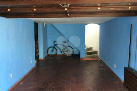 Casa à venda com 4 quartos, sendo 1 suíte, no Centro, Piracaia, SP