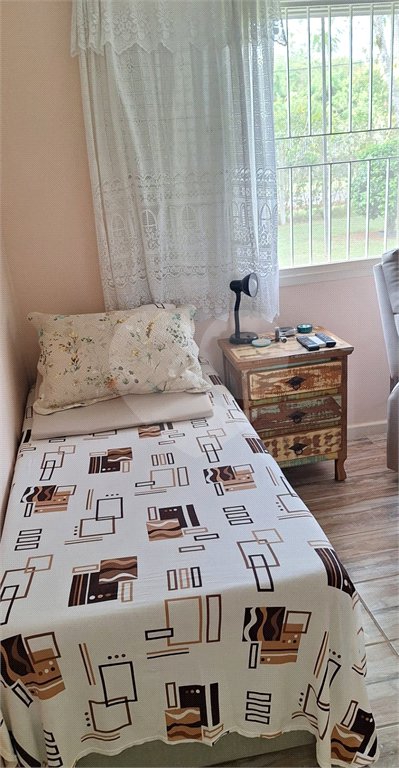 Casa à venda com 3 quartos, sendo 1 suíte, em Condomínio Flamboyant-b, Atibaia, SP
