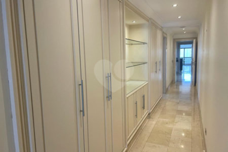 Apartamento à venda com 4 suítes em Vila Suzana, São Paulo, SP