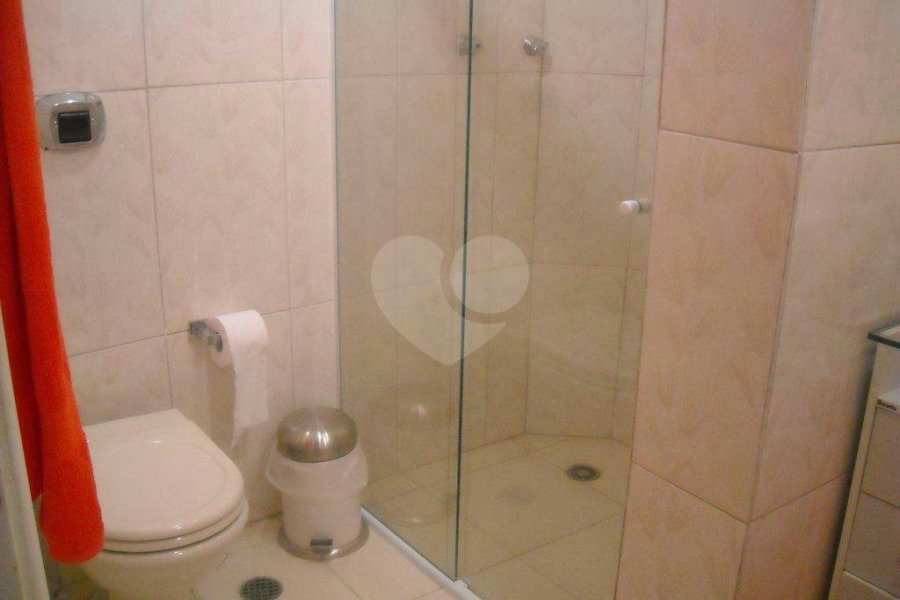 Apartamento à venda com 4 quartos, sendo 1 suíte, em Enseada, Guarujá, SP