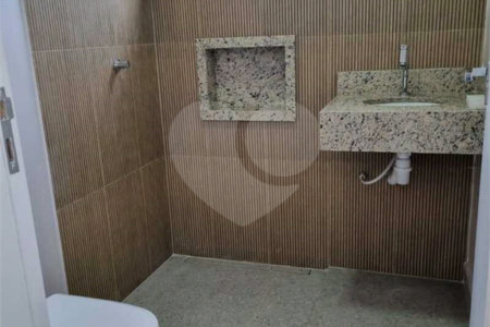 Sobrado à venda com 2 quartos, sendo 1 suíte, em Arujamérica, Arujá, SP