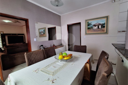 Casa à venda com 3 quartos, sendo 1 suíte, em Parque Residencial Cândido Portinari, Ribeirão Preto, SP