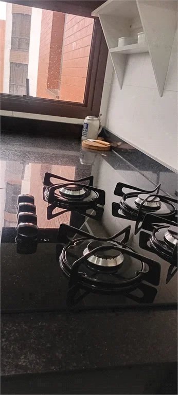 Apartamento à venda com 3 quartos, sendo 1 suíte,  em Vila Andrade, São Paulo, SP