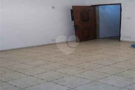 Sobrado à venda com 3 quartos, sendo 1 suíte, em Alto da Lapa, São Paulo, SP