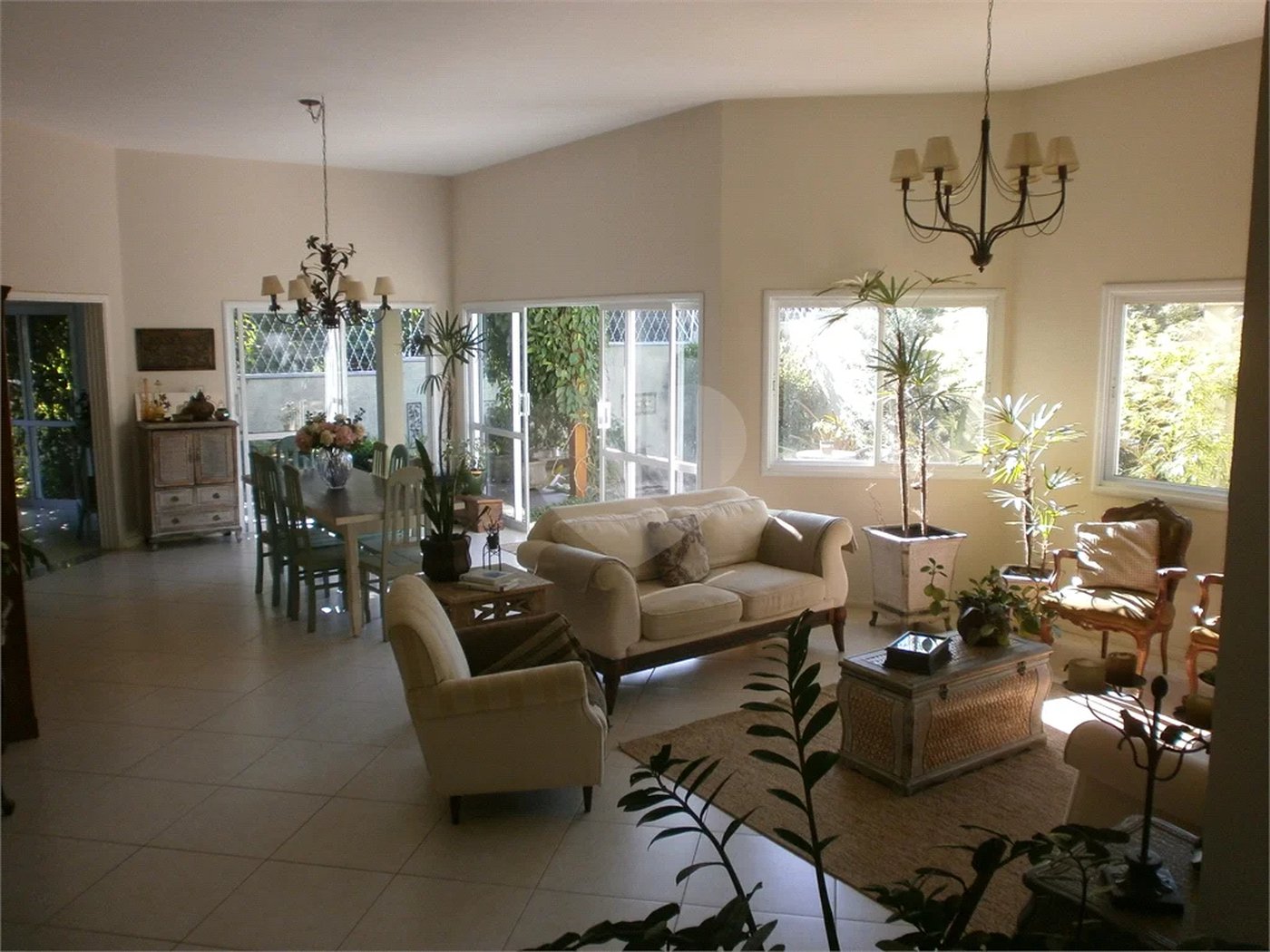 Casa à venda com 3 suítes em Bosque, Vinhedo, SP