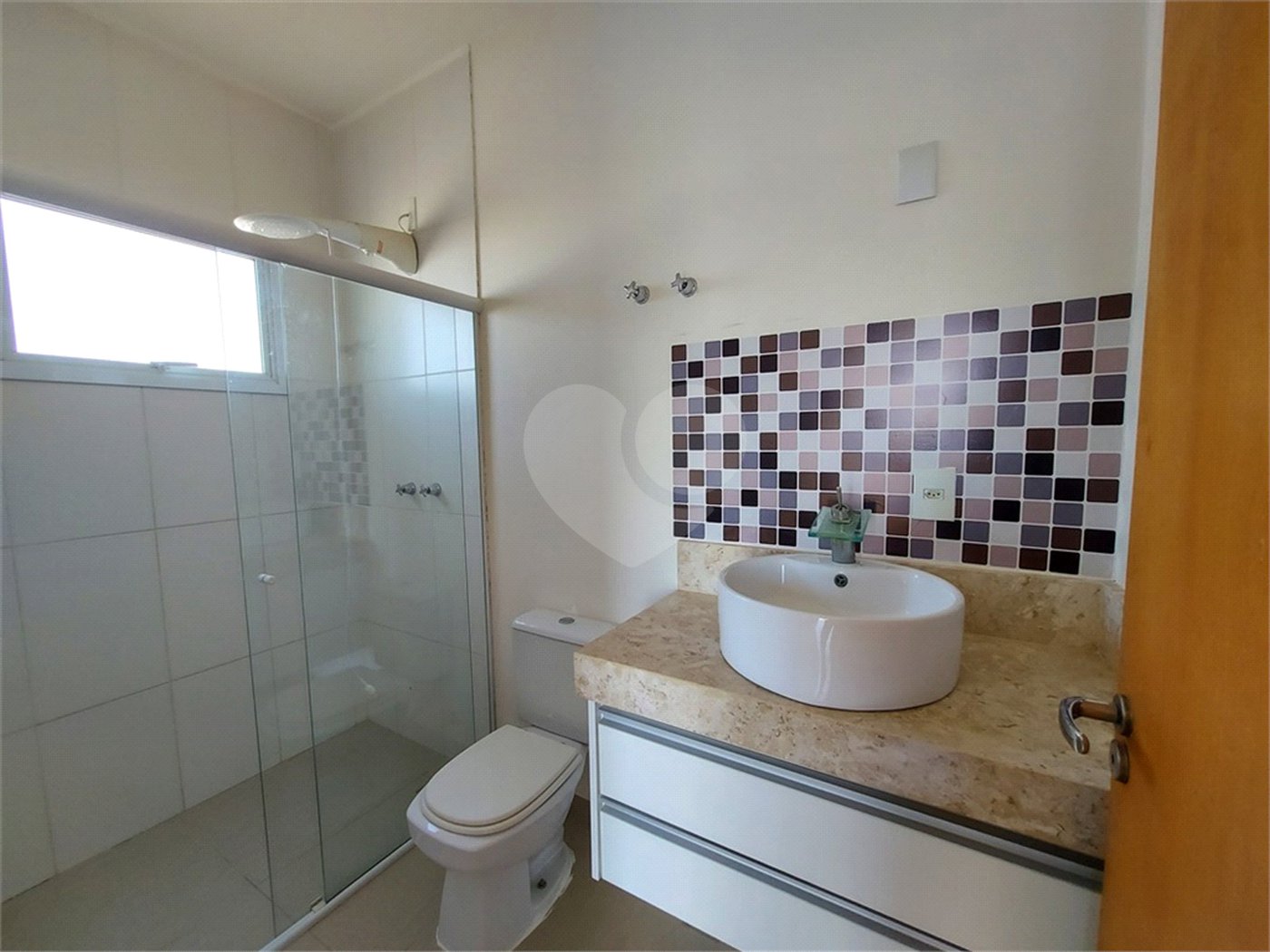 Casa à venda com 3 suítes no condomínio Villaggio Di Napoli Valinhos, Valinhos - SP