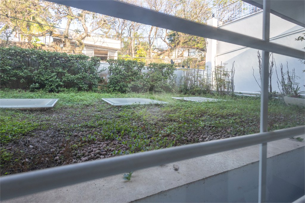 Casa à venda com 4 suítes em Jardim Guedala, São Paulo, SP