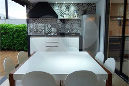 Casa para alugar com 5 quartos, sendo 1 suíte, no condomínio Figueira Garden, Atibaia - SP