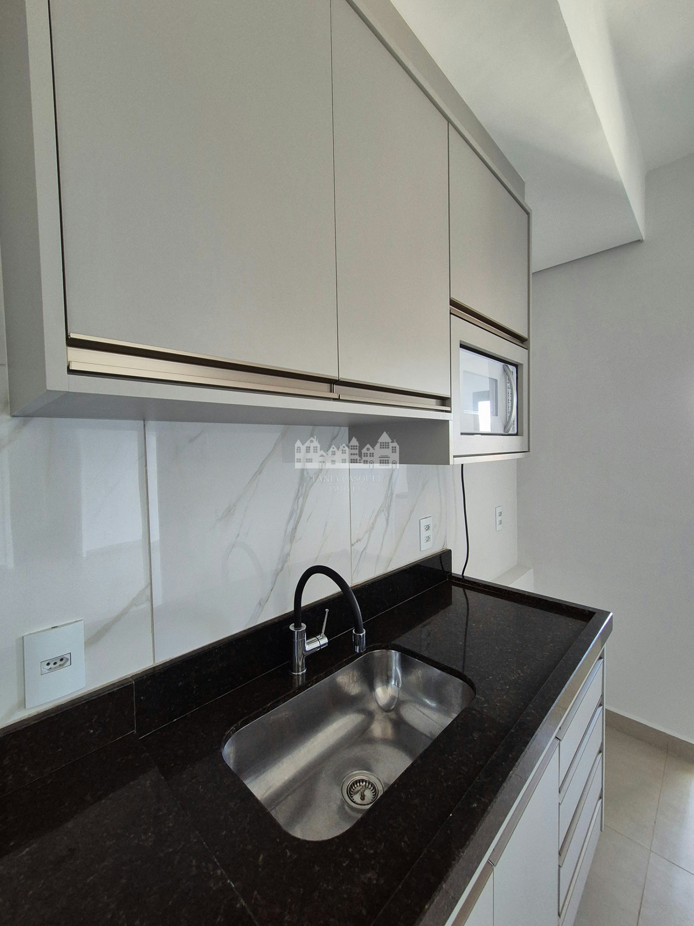 Apartamento para locação no Residencial Vila Helena, em Atibaia, ideal para quem busca conforto, praticidade e excelente localização.