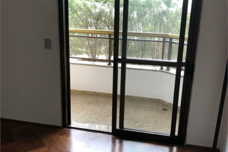 Apartamento à venda com 4 suítes em Vila Suzana, São Paulo, SP