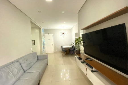Apartamento à venda com 2 quartos, sendo 1 suíte,  em Jardim Caboré, São Paulo, SP