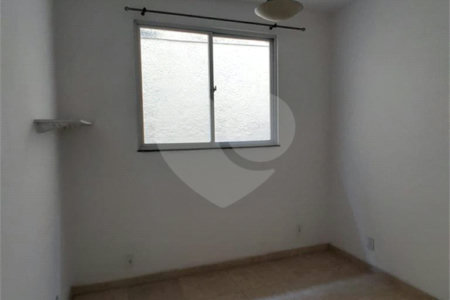 Casa à venda com 3 quartos, sendo 1 suíte, em Campo Grande, Rio de Janeiro, RJ