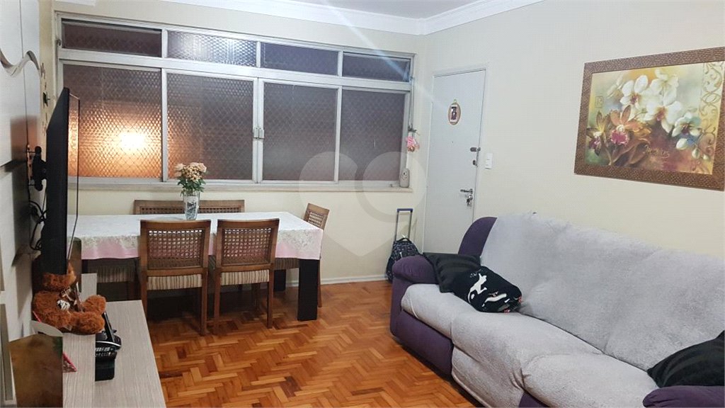 Apartamento à venda com 3 quartos, sendo 1 suíte, em Aclimação, São Paulo, SP