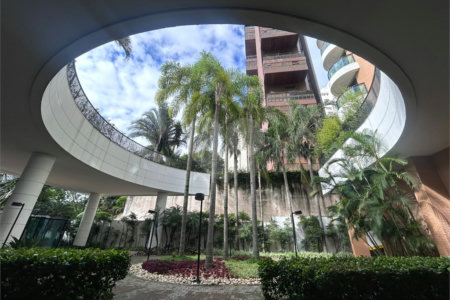 Apartamento à venda com 3 suítes em Vila Suzana, São Paulo, SP