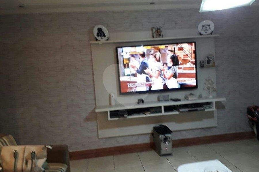 Sobrado à venda com 3 quartos, sendo 2 suítes, em Vila Guilherme, São Paulo, SP