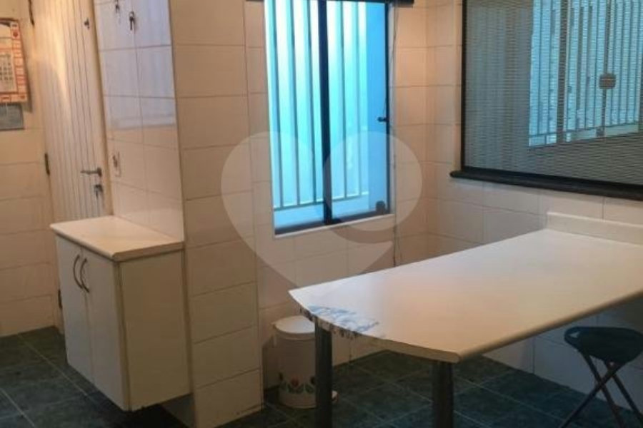 Sobrado à venda com 4 quartos, sendo 2 suítes, em Água Fria, São Paulo, SP