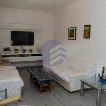 Sobrado à venda com 4 quartos, sendo 1 suíte, em Jardim Ester Yolanda, São Paulo - SP