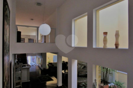 Casa à venda com 4 suítes em Alto da Boa Vista, São Paulo, SP