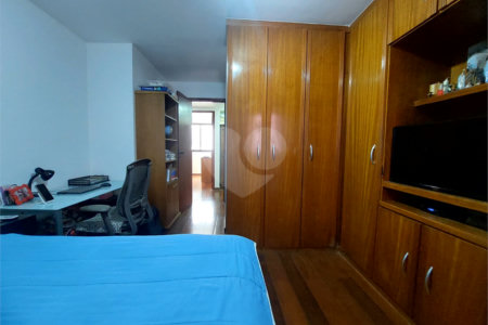 Cobertura à venda com 3 quartos, sendo 2 suítes,  em Tijuca, Rio de Janeiro, RJ