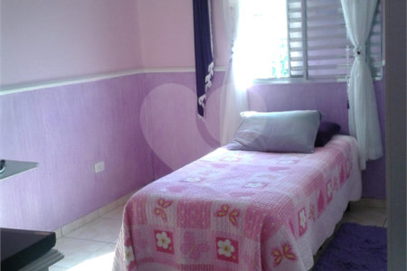 Sobrado à venda com 3 quartos em Vila Dona Augusta, São Paulo, SP